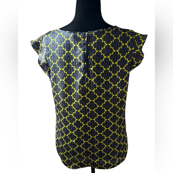 The Limited Yellow and Blue brocade Geometric print top Blouse cap sleeves Sz M - Picture 3 of 6